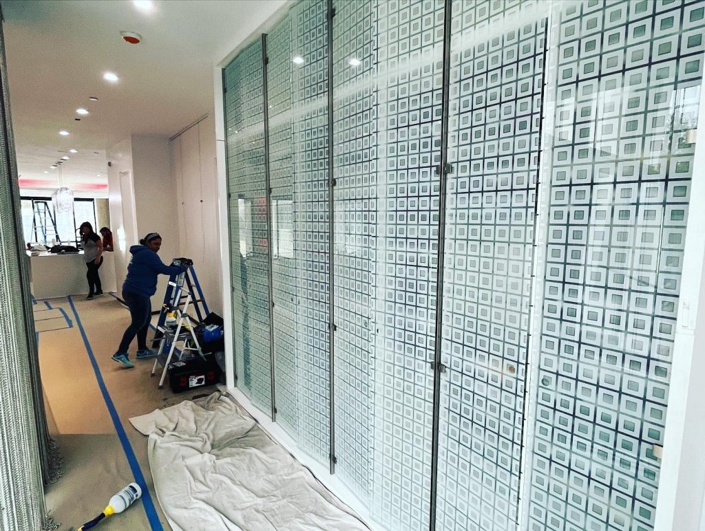 CB60E72E-1724-474E-A0EA-4248328EA516